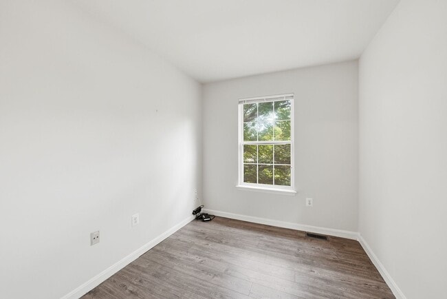 Building Photo - 20430 Herring Pond Terrace