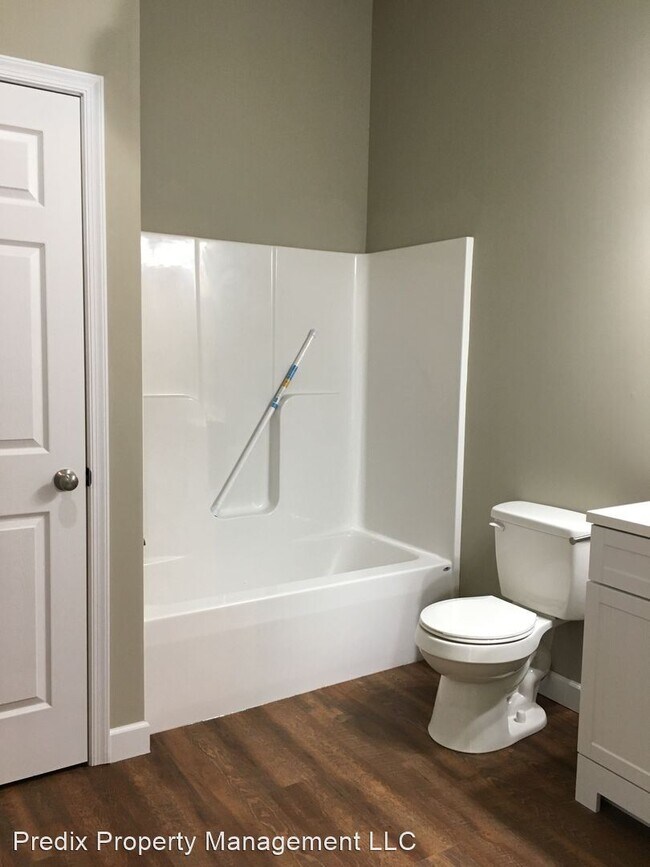 Building Photo - 20 Sigsbee Ave