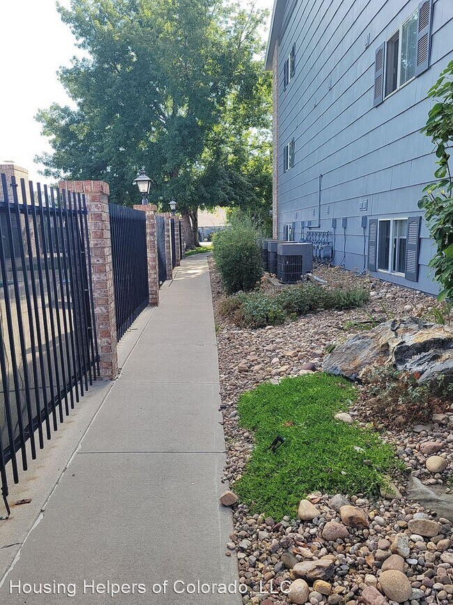 Building Photo - 1 br, 1 bath House - 4656 White Rock Circl...