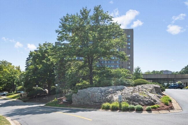 Building Photo - 250 Hammond Pond Pkwy