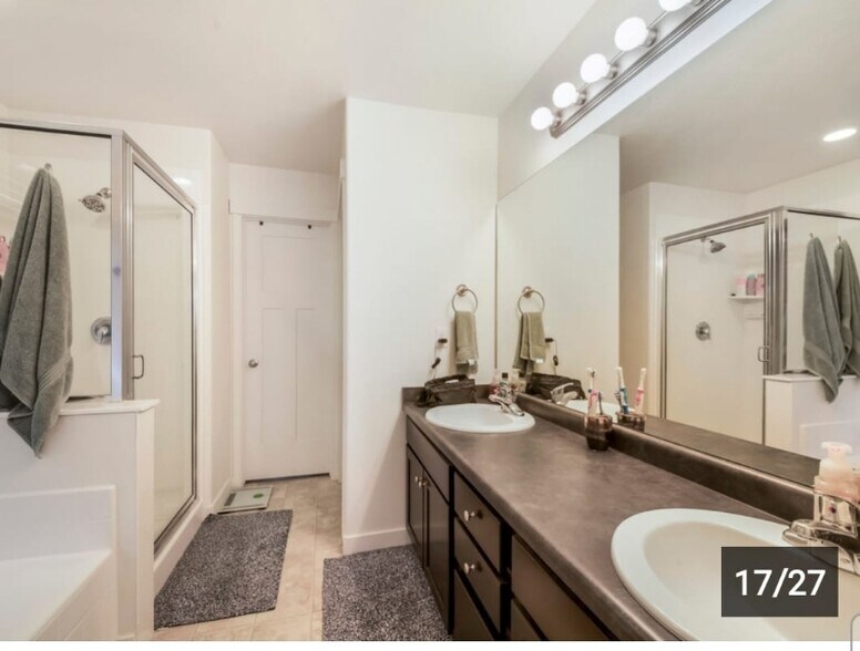 Building Photo - 269 W Willow Creek Dr