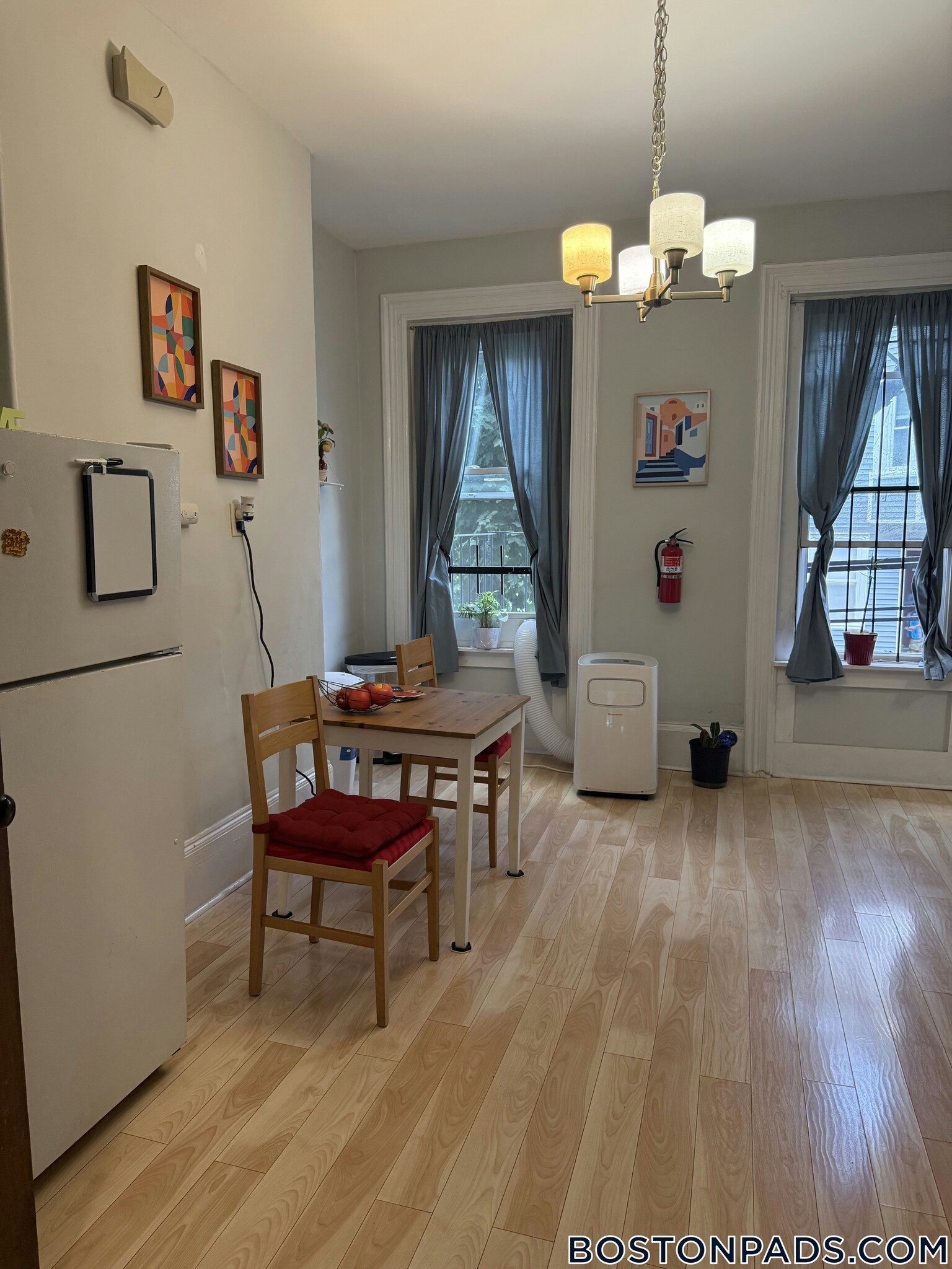 Building Photo - 94 Mt Pleasant Ave