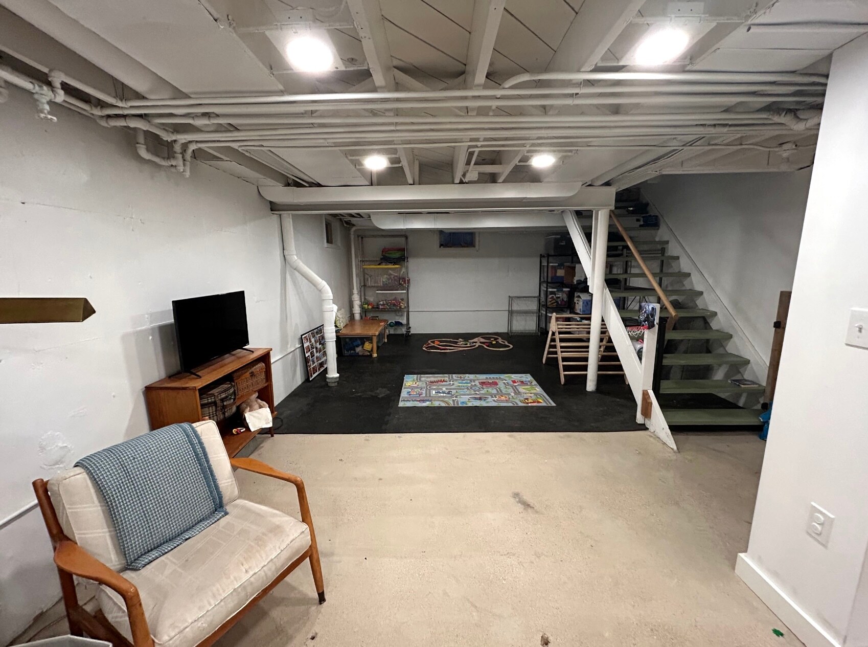 Building Photo - 1207 Jenifer St