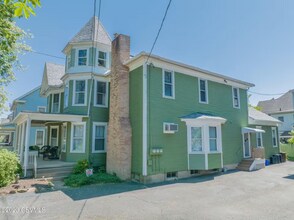 Building Photo - 310 E 2nd St