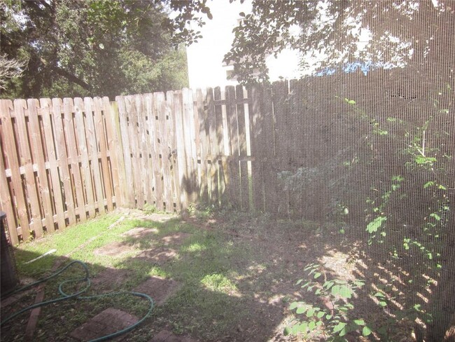 Building Photo - 13834 Stone Mill Way