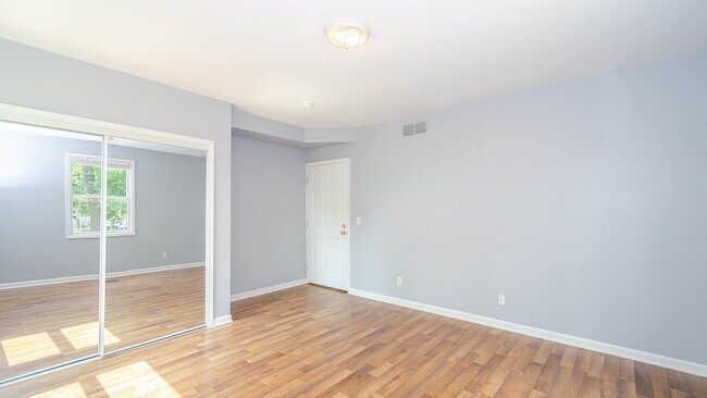 Building Photo - 1441 S State St