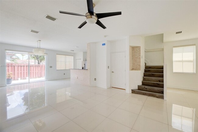 Building Photo - 8039 NW 108th Pl