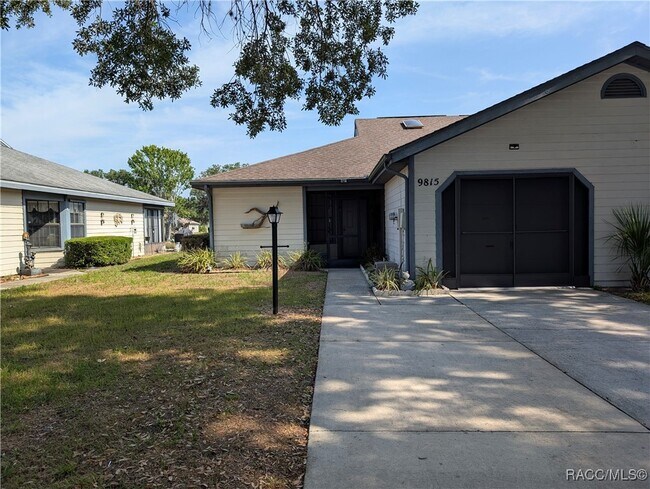 Building Photo - 9815 E Pebble Creek Ct