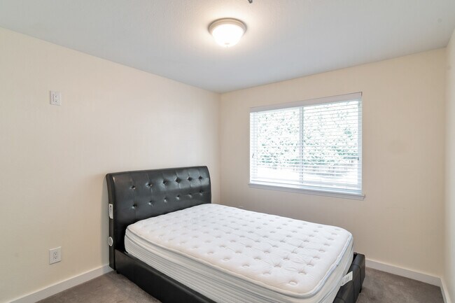 Bedroom 2-View 1. - 19404 Bothell Way NE