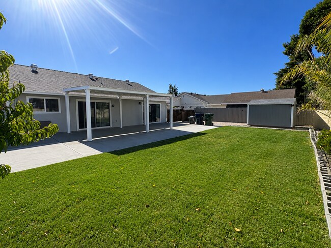 Building Photo - 1972 Carnation Cir