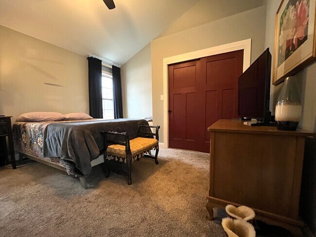 Building Photo - Lakefront Living in Lyman, SC