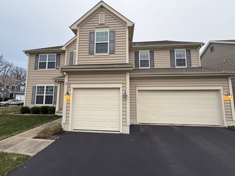 Building Photo - 4143 Freesia Dr