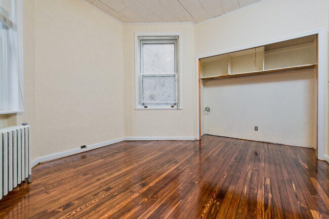 Building Photo - 277 Palisade Ave