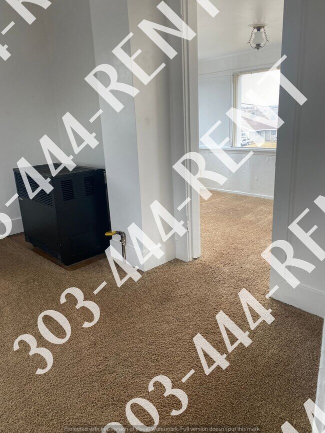 Building Photo - 10625