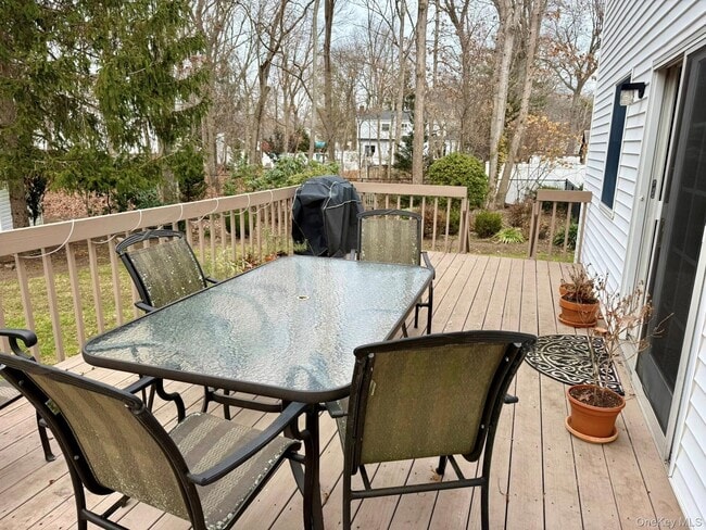 Building Photo - 86 Krispin Ln