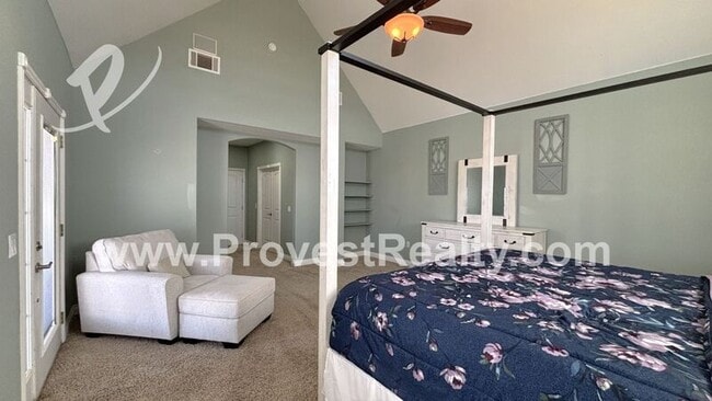 Building Photo - 13838 Yuma Rd