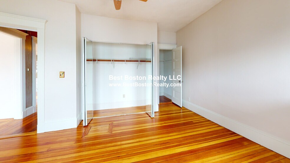 Building Photo - 24 Mayberry Ave