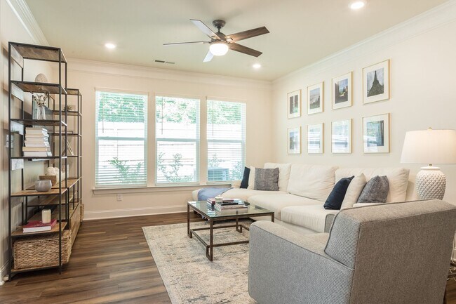 Building Photo - Spacious, Stylish & Move-In Ready! 3BR End Unit Townhome in Durham