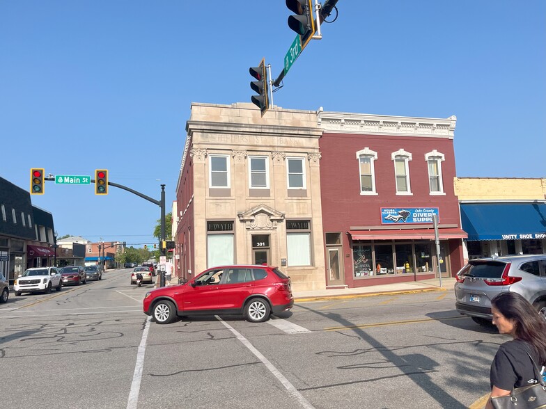 Building Photo - 505 E 3rd St