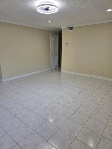 Building Photo - 1749 NW 6th Ave