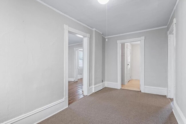 Building Photo - 2349 Ferrant Pl