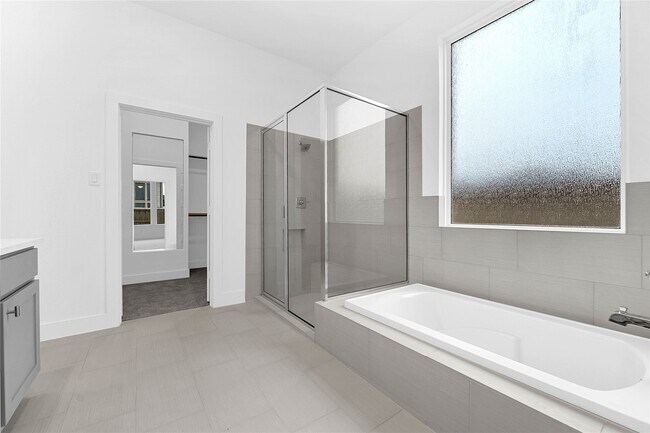 Building Photo - 29651 Blooming Grv