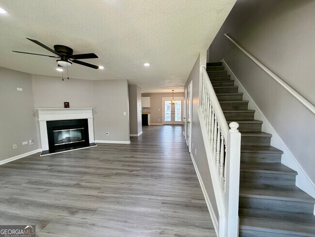 Building Photo - 3354 Waggoner Ln