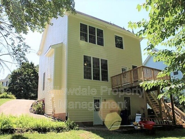 Building Photo - 1420 Opal Ct