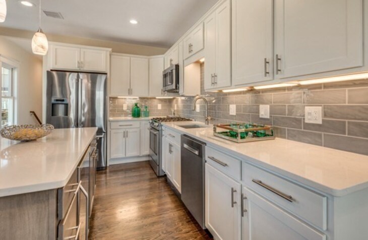 Building Photo - 107 Warren St