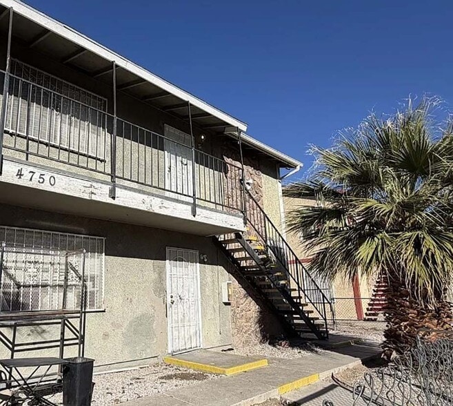 Building Photo - 4750 Thunderbolt Ave