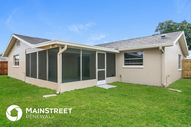 Building Photo - 7021 Moravian Dr