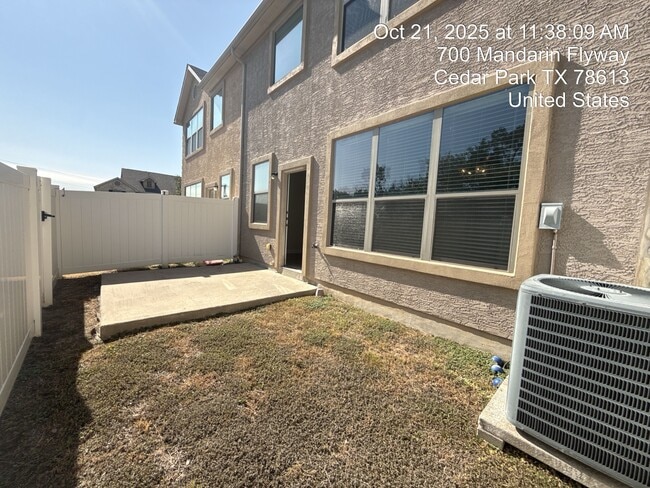 Building Photo - 700 Mandarin Flyway