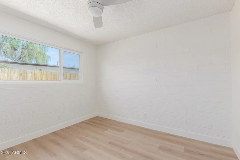 Building Photo - 4235 N 13th Pl