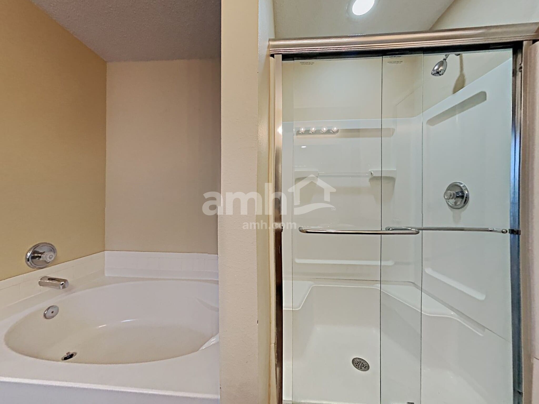 Building Photo - 1545 Fortner Dr