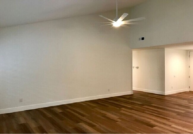 Building Photo - 4724 Quail Meadow Way