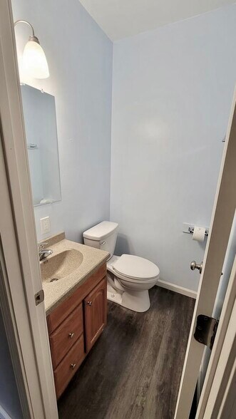 Building Photo - 1430 9th St