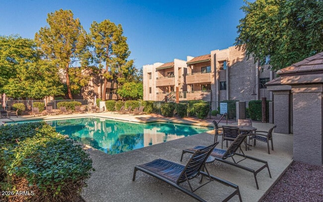 Building Photo - 7777 E Main St