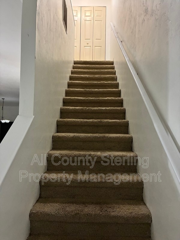 Building Photo - 9781 SW 52 Ln