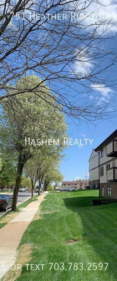 Building Photo - 751 Heather Ridge Dr