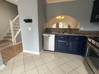 Building Photo - 173 Foxbridge Village Rd