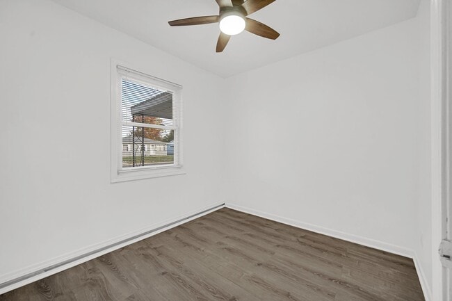 Building Photo - 3 Bedroom 1 Bathroom House for Rent!