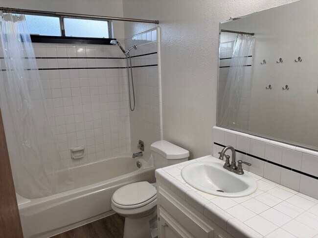 Building Photo - 3136 Terry Ave