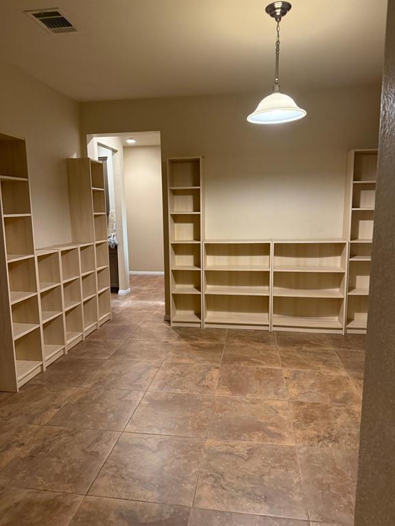 Building Photo - 235 Red Poppy Trail