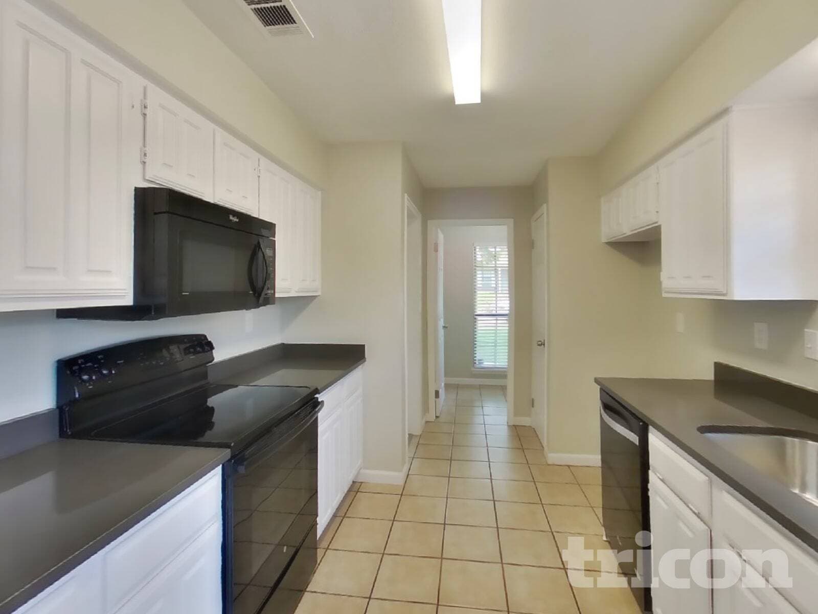 Building Photo - 1029 Twin Falls Dr