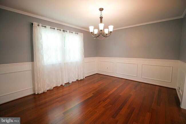 Building Photo - 13210 Nickleson Dr