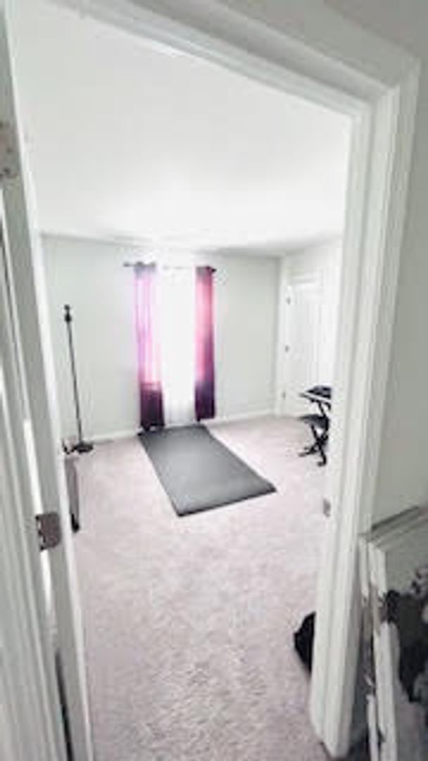 Building Photo - Modern Luxury in Winston-Salem