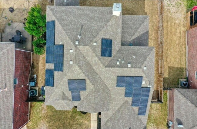 Building Photo - 219 Tulip Trail Bend