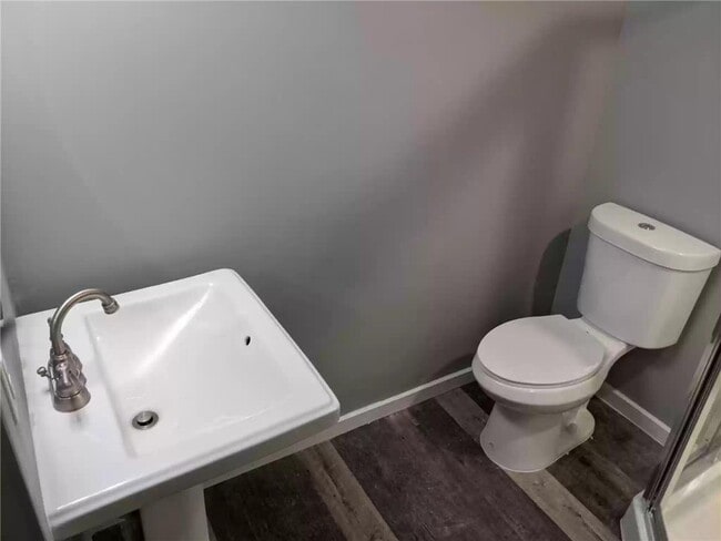 Building Photo - 2700 W 66th St