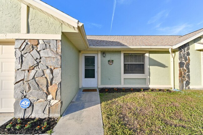 Building Photo - 2883 N Lockwood Meadows Blvd