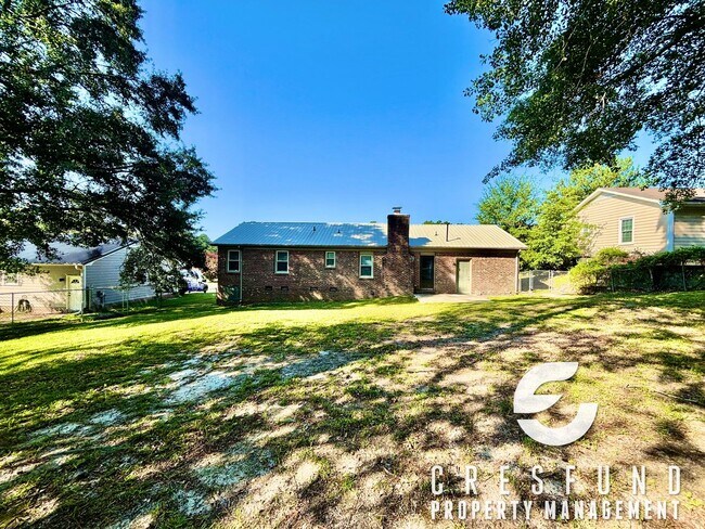 Building Photo - 6727 Vaughn Rd